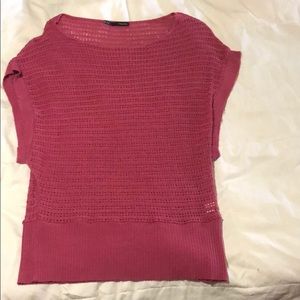 Short sleeve sweater